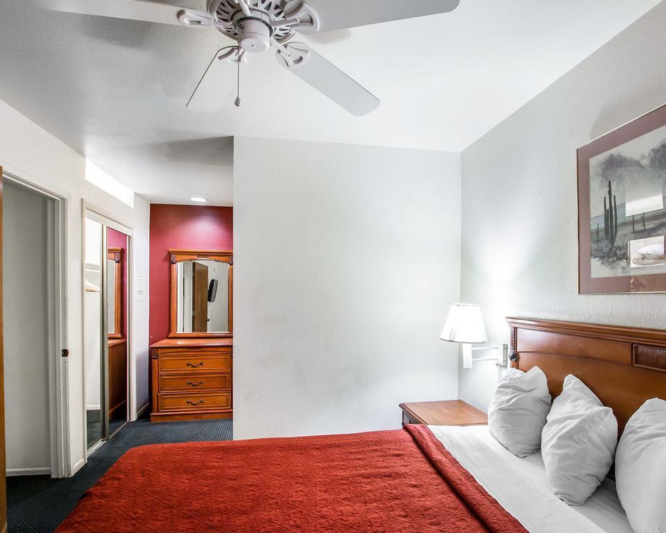 American Inn & Suites Mesa Εξωτερικό φωτογραφία